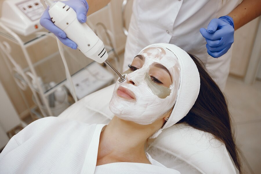 Effective Chemical Peels Treatment in Sarvodaya Nagar