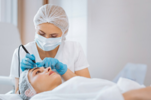 expert dermatologist in Kanpur